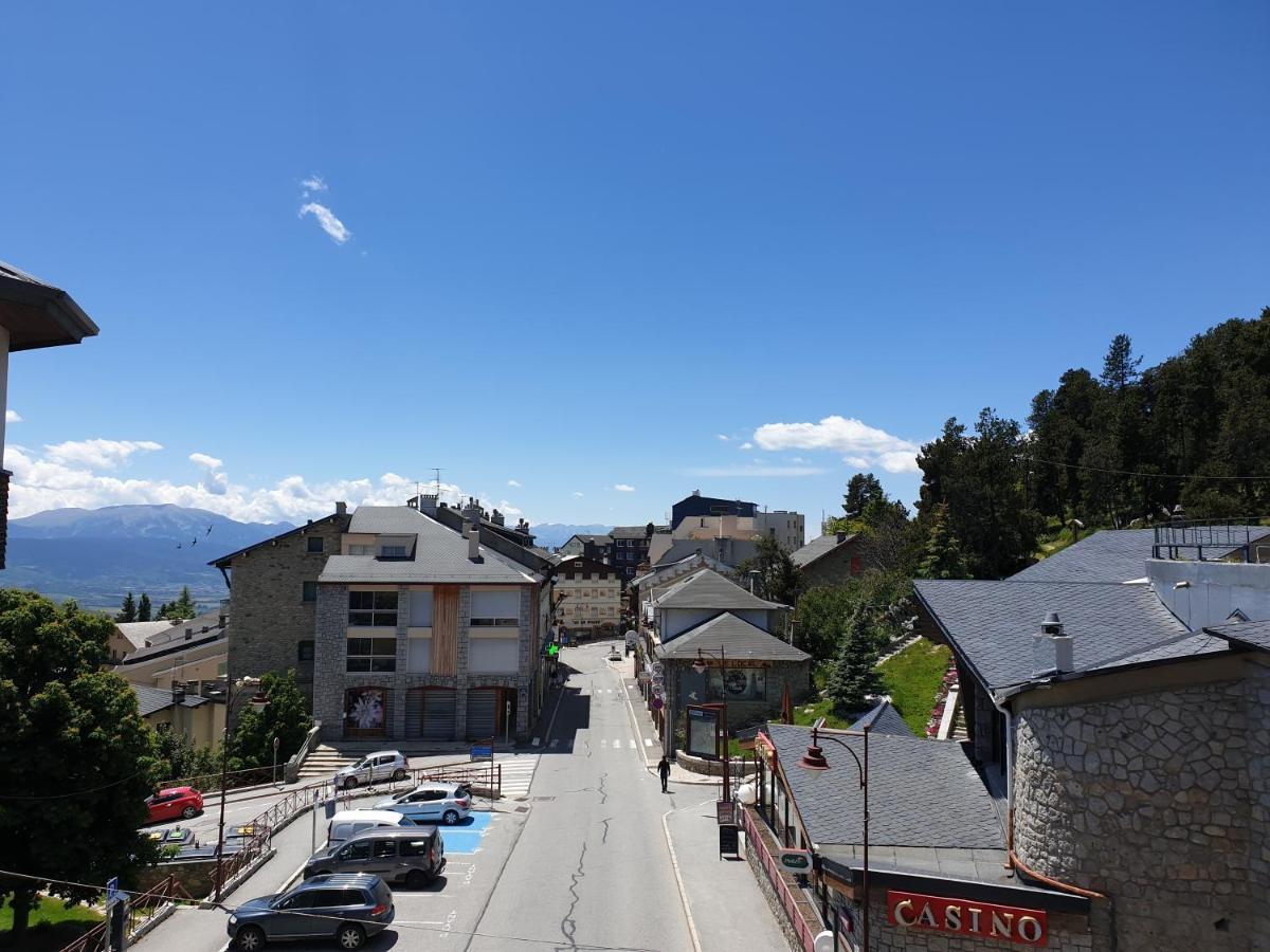 Apt Cosy, 4 Pers, Plein Centre Ville, Parking Offert Font-Romeu-Odeillo-Via Exterior photo