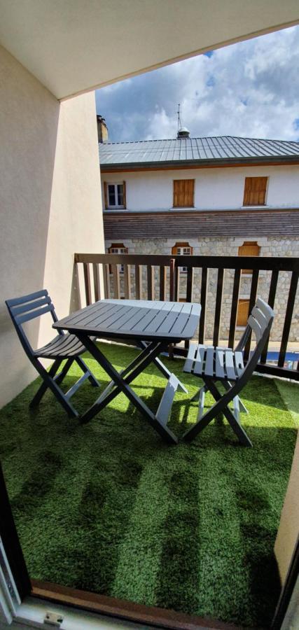 Apt Cosy, 4 Pers, Plein Centre Ville, Parking Offert Font-Romeu-Odeillo-Via Exterior photo